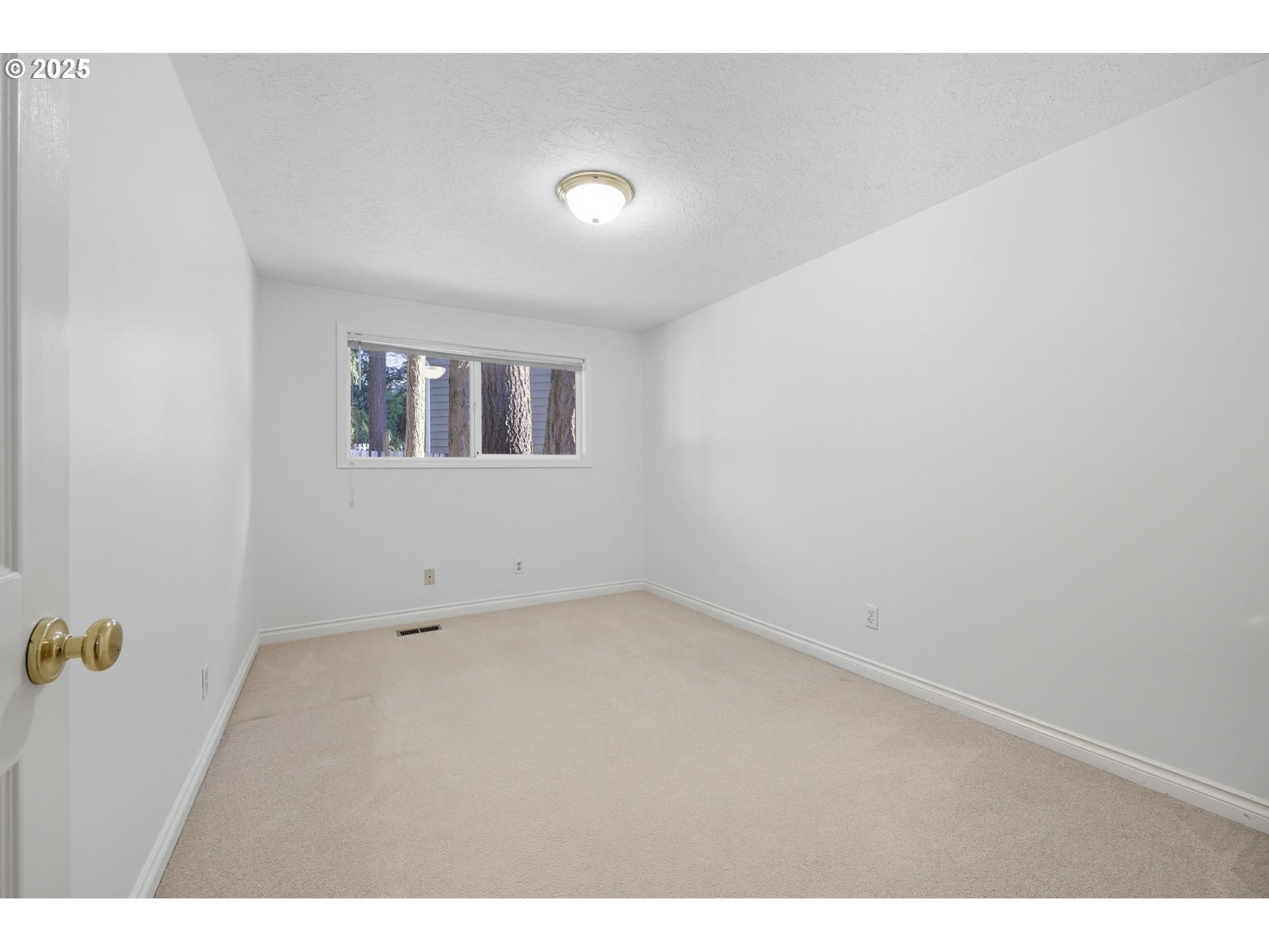 13525 Southwest Fircrest Court Beaverton, OR 97008 - Photo 13 of 35 Bathroom, Attached