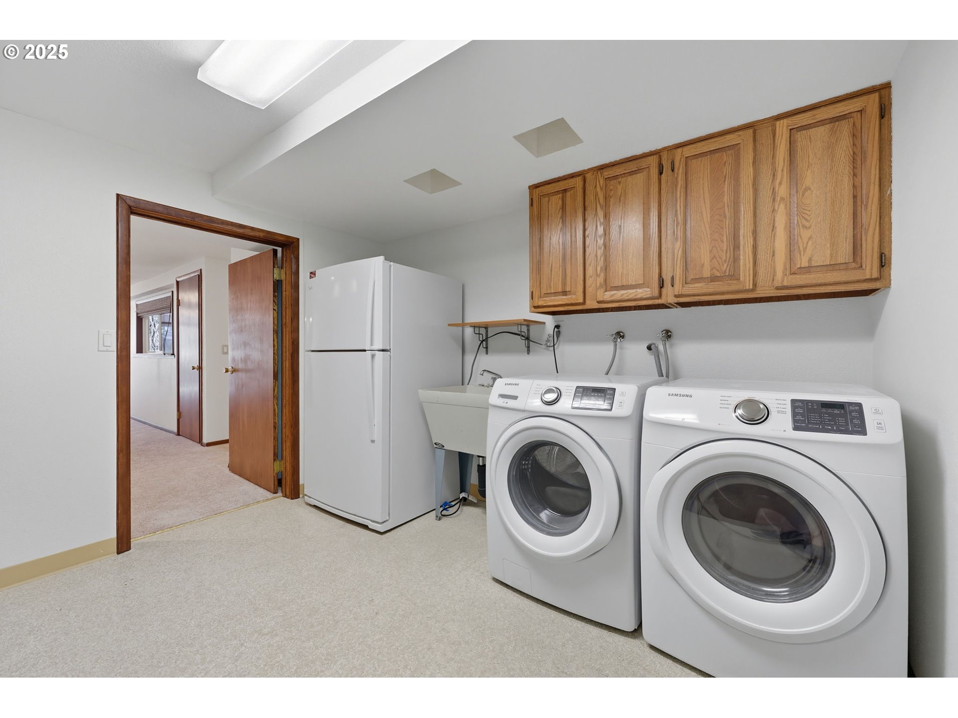 13525 Southwest Fircrest Court Beaverton, OR 97008 - Photo 22 of 35 Laundry