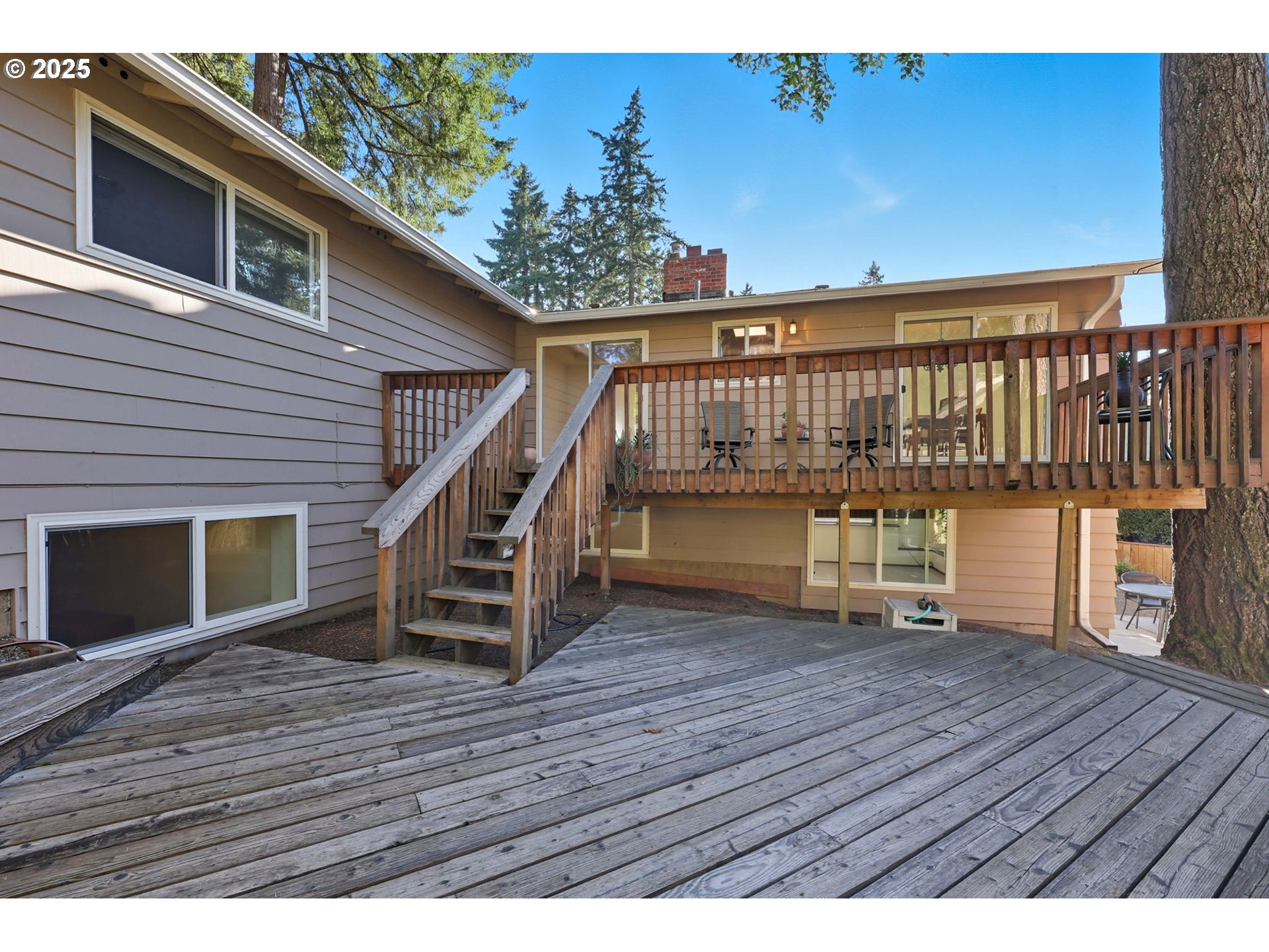 13525 Southwest Fircrest Court Beaverton, OR 97008 - Photo 32 of 35 Deck