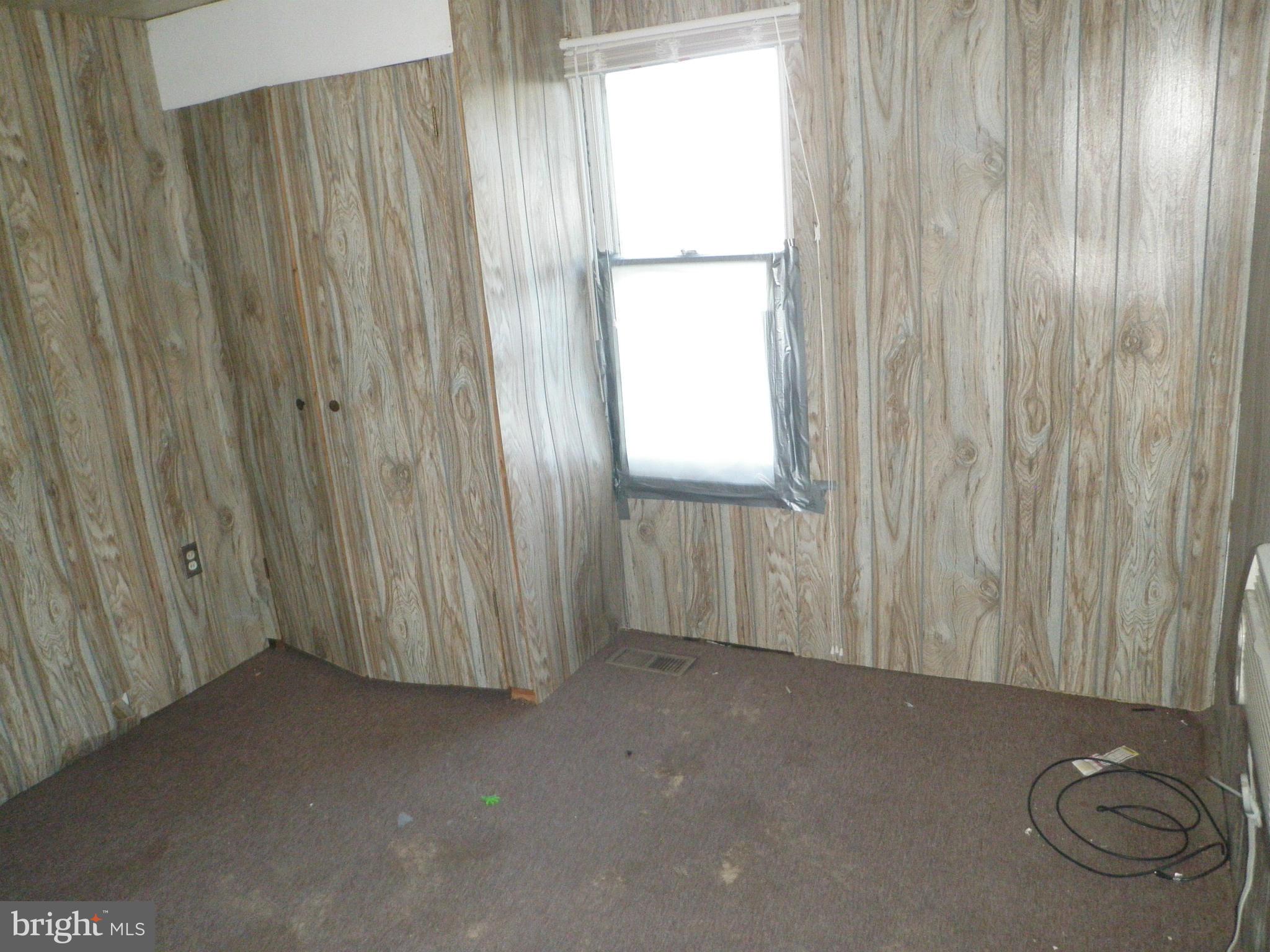 290 Riverside Drive Pasadena, MD 21122 - Photo 20 of 24 Bedroom (Master)
