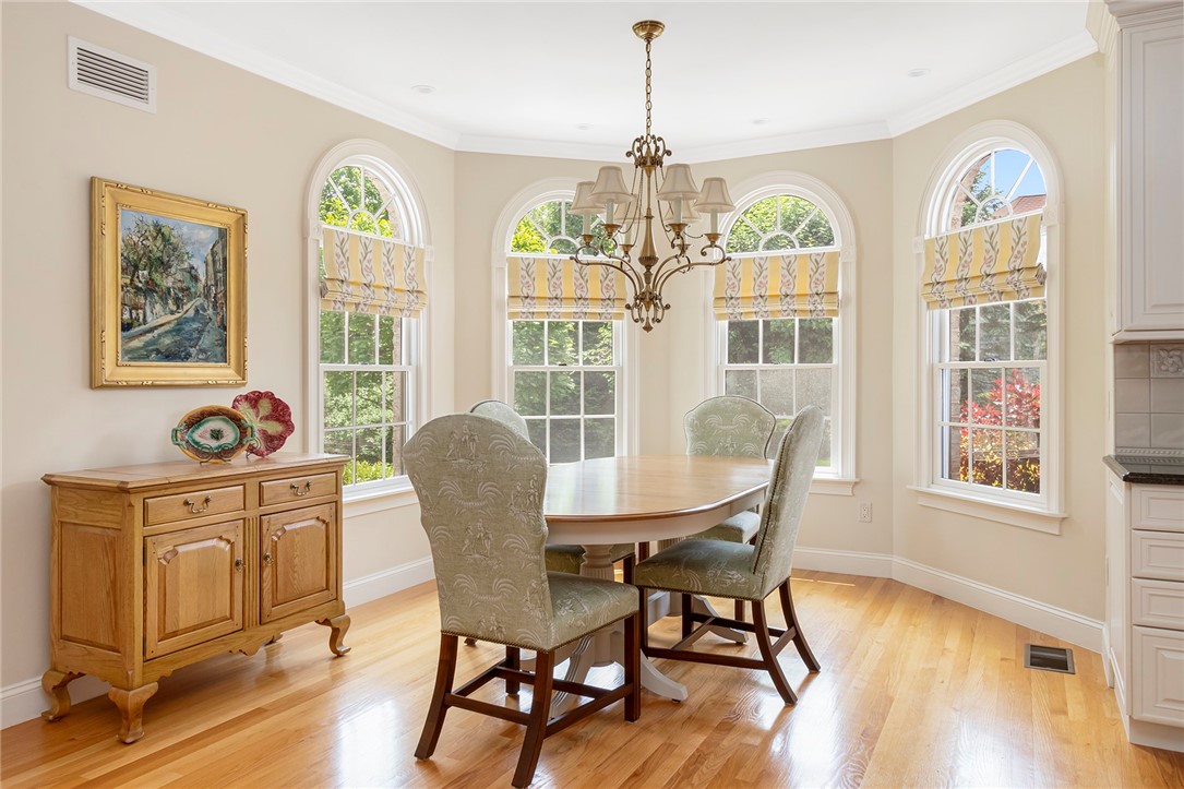 8 Pine Tree Lane Lincoln, RI 02865 - Photo 17 of 50