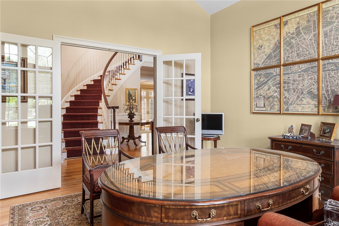 8 Pine Tree Lane Lincoln, RI 02865 - Photo 23 of 50