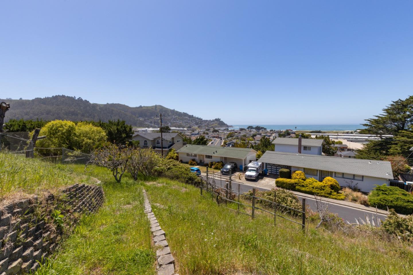 720 Alta Vista Drive Pacifica, CA 94044 - Photo 29 of 40 an aerial view of residential houses with outdoor space
