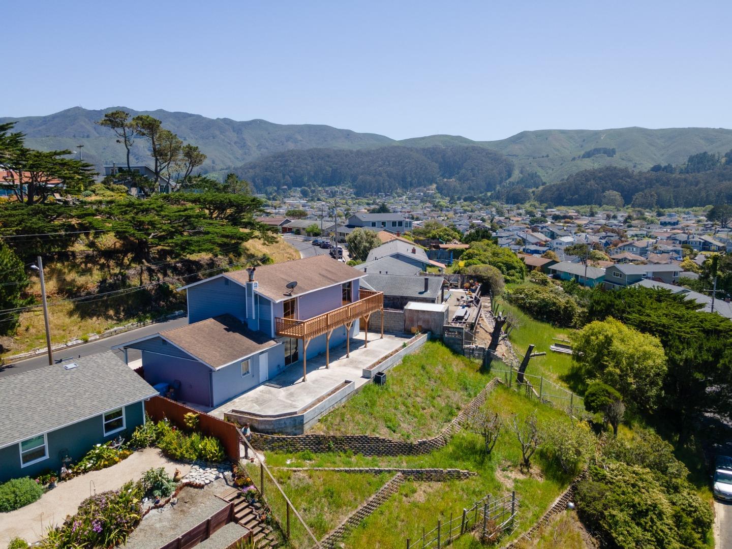 720 Alta Vista Drive Pacifica, CA 94044 - Photo 35 of 40 an aerial view of residential houses and outdoor space