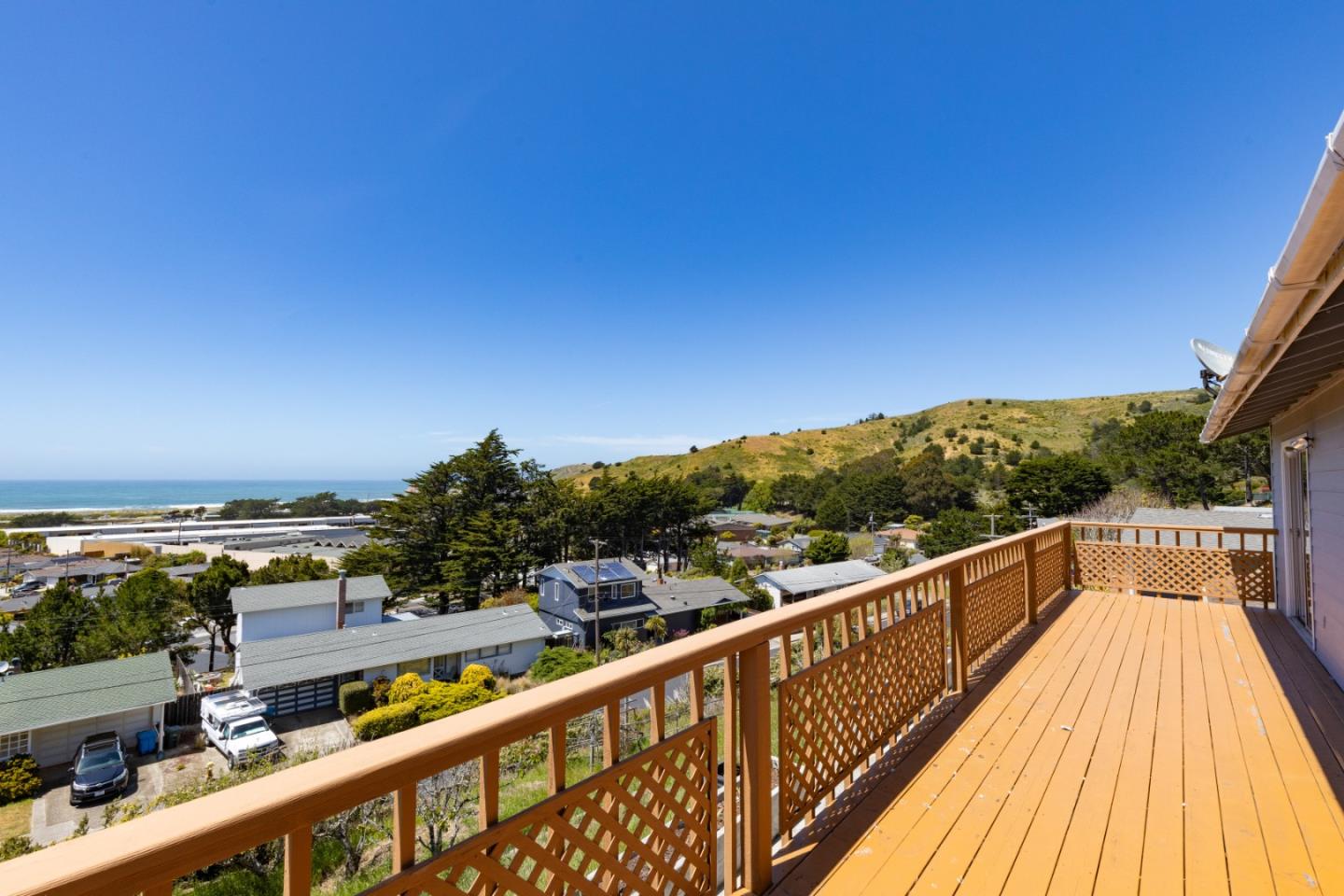 720 Alta Vista Drive Pacifica, CA 94044 - Photo 6 of 40 a view of balcony with furniture