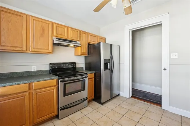 $1,800 | 5705 Prytania Street, New Orleans, LA 70115