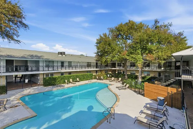 $1,700 | 5818 East University Boulevard, Unit 239, Dallas, TX 75206