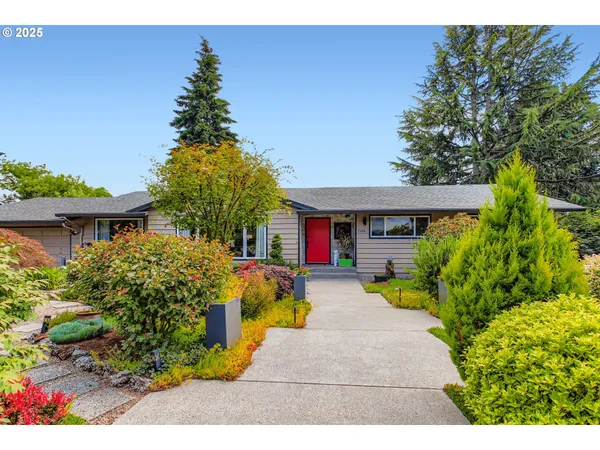 $1,249,900 | 7145 Southwest Gable Parkway, Portland, OR 97225
