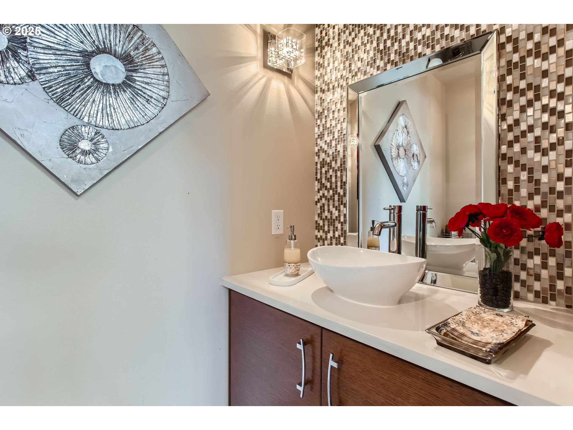 7145 Southwest Gable Parkway Portland, OR 97225 - Photo 16 of 45 Bathroom