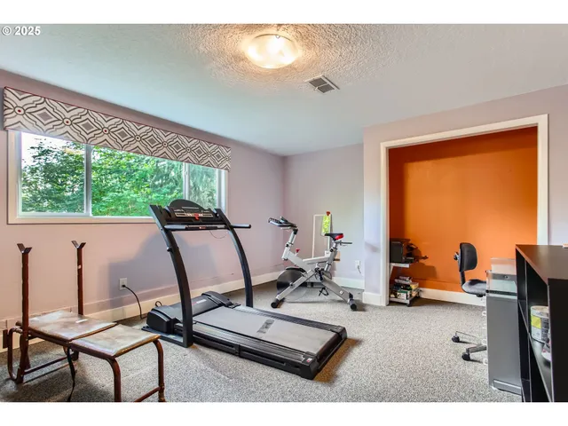 $1,299,000 | 7145 Southwest Gable Parkway, Portland, OR 97225