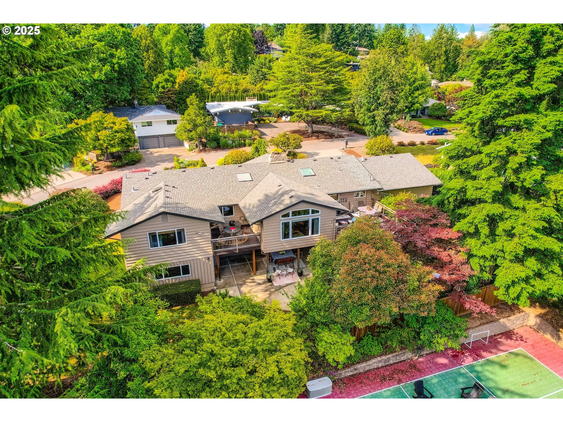 7145 Southwest Gable Parkway Portland, OR 97225 - Photo 38 of 45