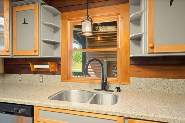 $450,000 | 3936 Lodge Highway, Smoaks, SC 29481