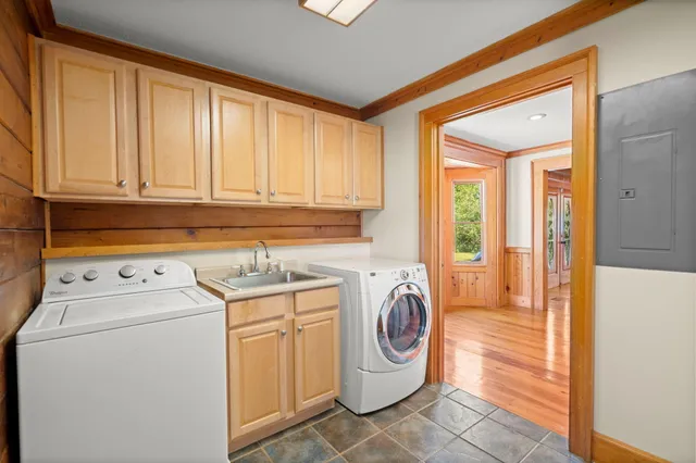 $450,000 | 3936 Lodge Highway, Smoaks, SC 29481