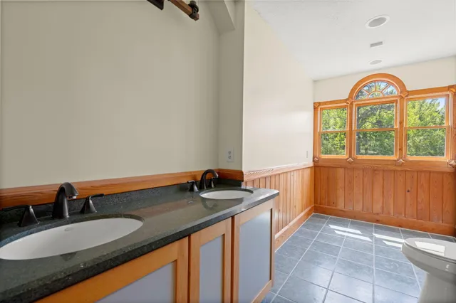 $450,000 | 3936 Lodge Highway, Smoaks, SC 29481