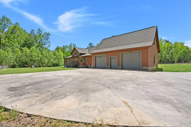 $450,000 | 3936 Lodge Highway, Smoaks, SC 29481
