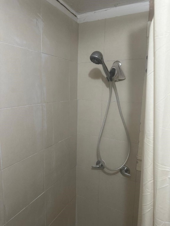 110 Peeples Street Navasota, TX 77868 - Photo 7 of 7 a shower view in a bathroom