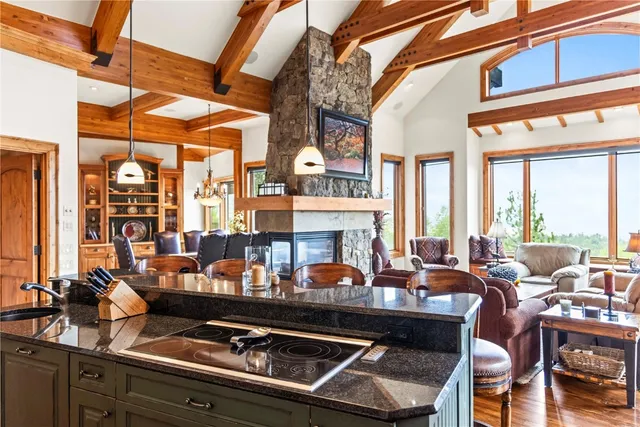 a room with lots of tables and chairs