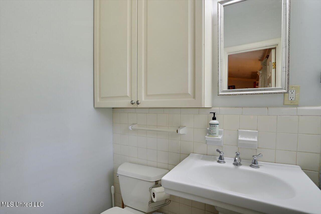 918 Post Road Clinton, MS 39056 - Photo 17 of 21 30-1-918 Post Rd