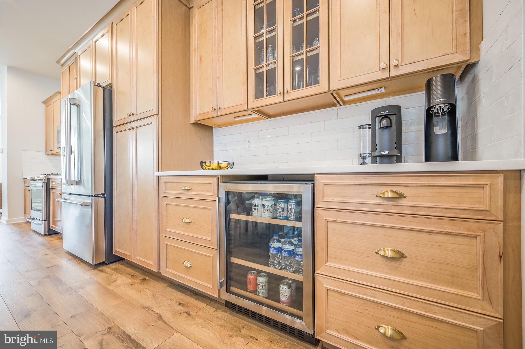 1606 Grove Chestnut Road Dumfries, VA 22026 - Photo 28 of 63 Custom Dry Bar addition like no other