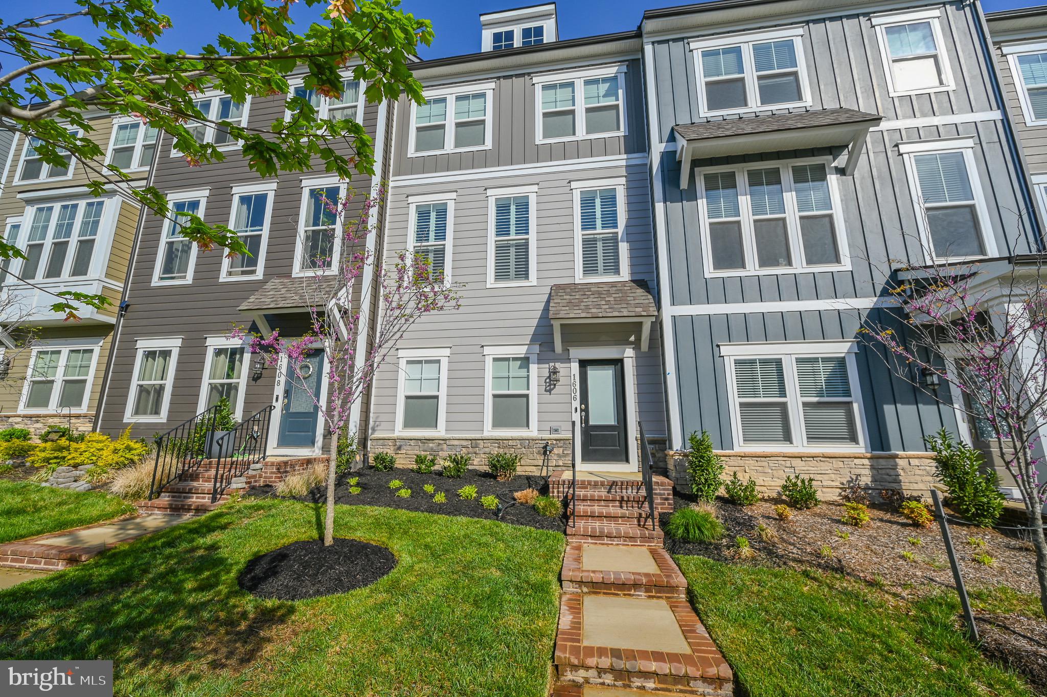1606 Grove Chestnut Road Dumfries, VA 22026 - Photo 3 of 63 Great Landscaping