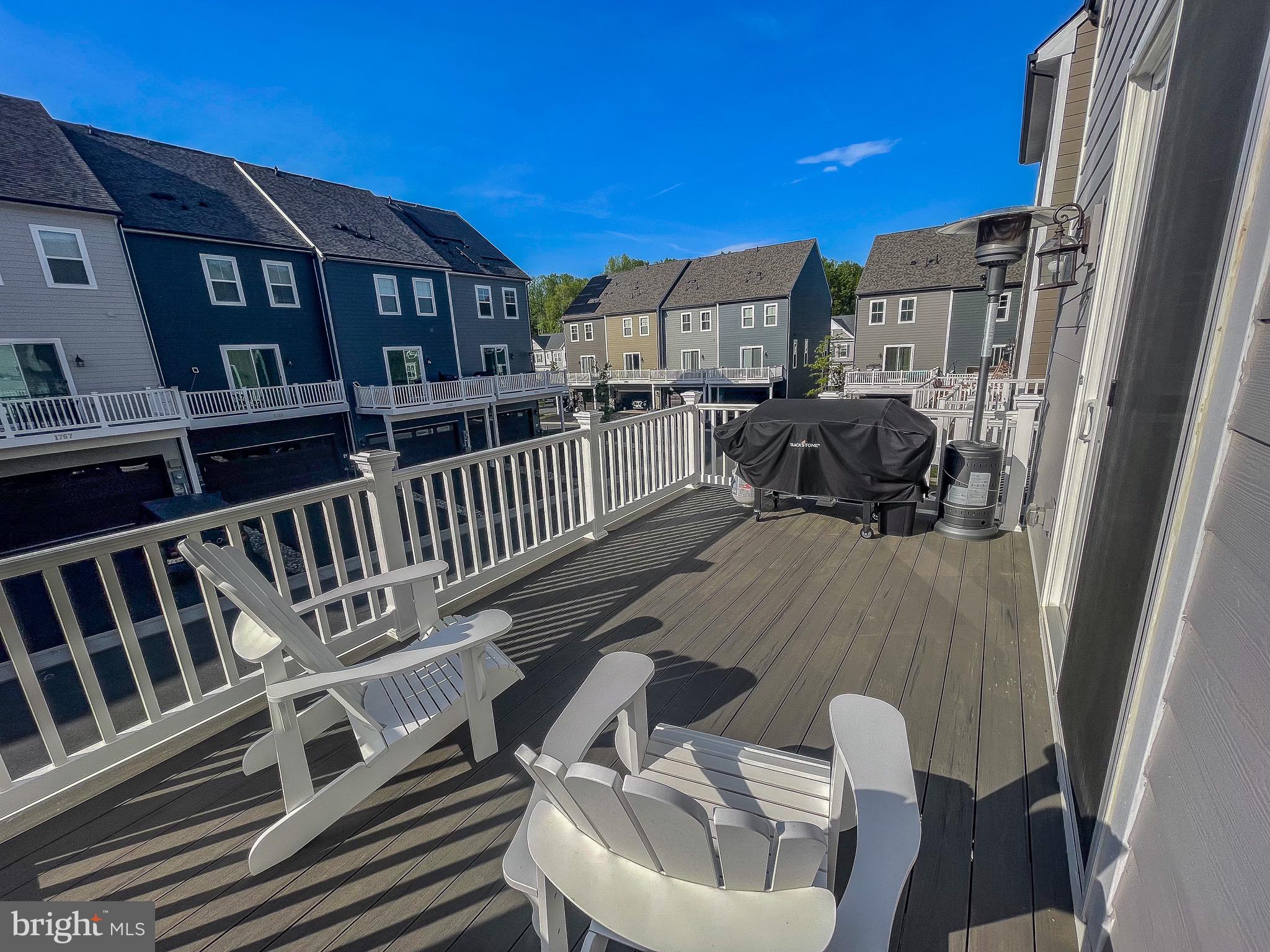 1606 Grove Chestnut Road Dumfries, VA 22026 - Photo 43 of 63 Large deck option