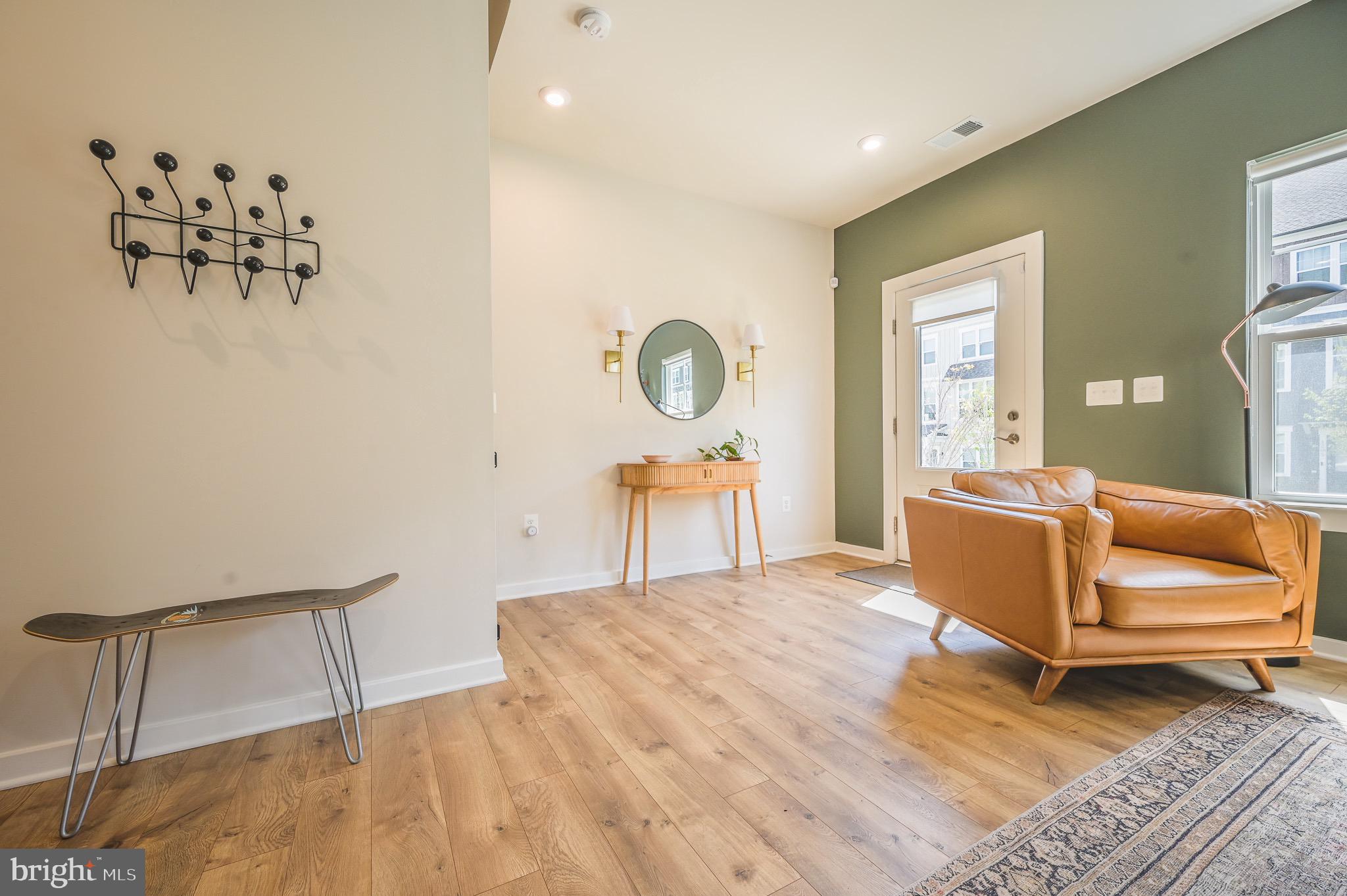 1606 Grove Chestnut Road Dumfries, VA 22026 - Photo 7 of 63 Entry level to main level family room