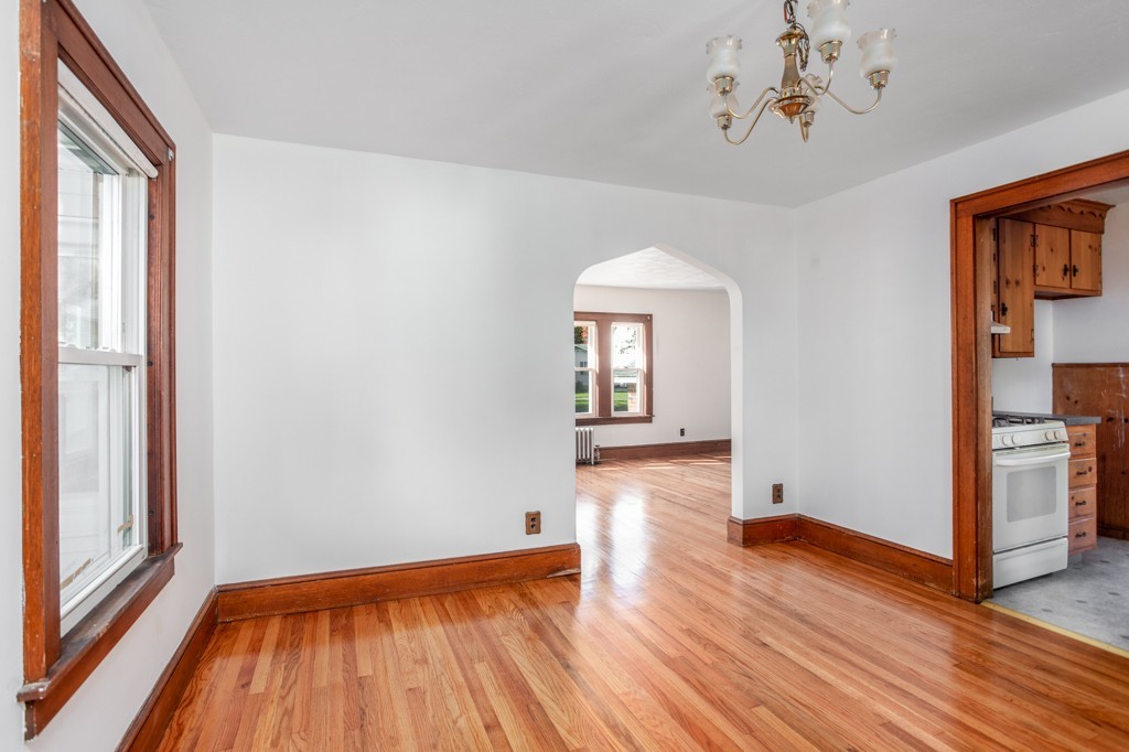 85 Osborne Terrace Springfield, MA 01104 - Photo 7 of 20 Gallery Image 7