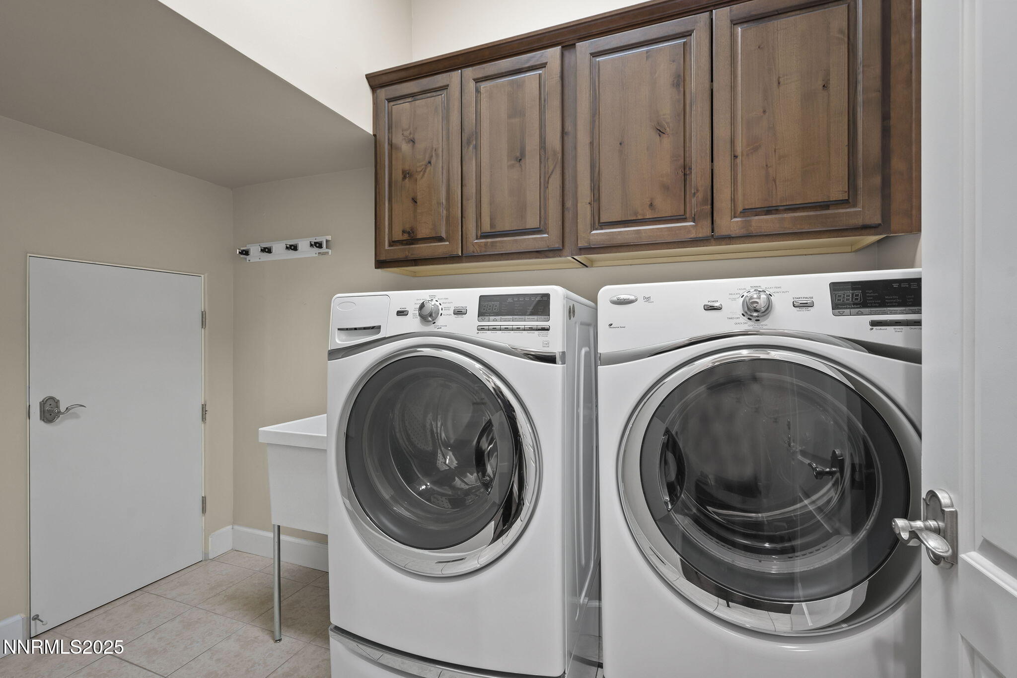 3945 San Donato Loop Reno, NV 89519 - Photo 24 of 29 28-web-or-mls-_DSC0818