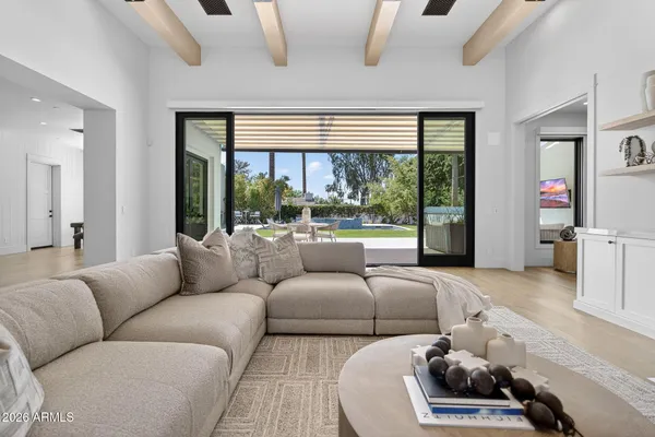$8,995,000 | 5617 East Montecito Avenue, Phoenix, AZ 85018