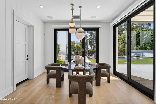 $8,995,000 | 5617 East Montecito Avenue, Phoenix, AZ 85018