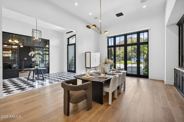 $8,995,000 | 5617 East Montecito Avenue, Phoenix, AZ 85018