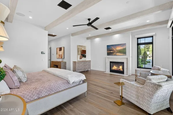 $8,995,000 | 5617 East Montecito Avenue, Phoenix, AZ 85018