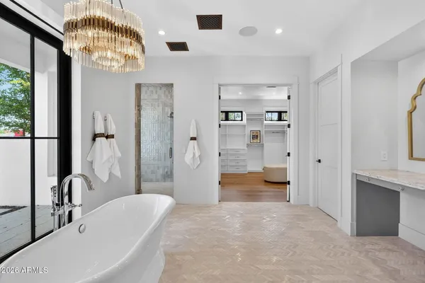 $8,995,000 | 5617 East Montecito Avenue, Phoenix, AZ 85018