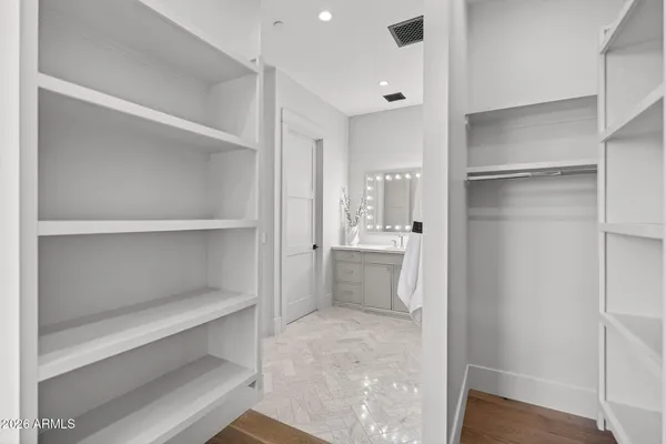 $8,995,000 | 5617 East Montecito Avenue, Phoenix, AZ 85018