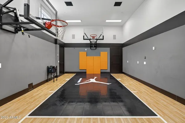 $8,995,000 | 5617 East Montecito Avenue, Phoenix, AZ 85018