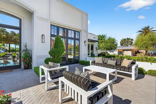 $8,995,000 | 5617 East Montecito Avenue, Phoenix, AZ 85018