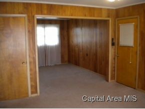 6271 Smith Road Virginia, IL 62691 - Photo 3 of 9