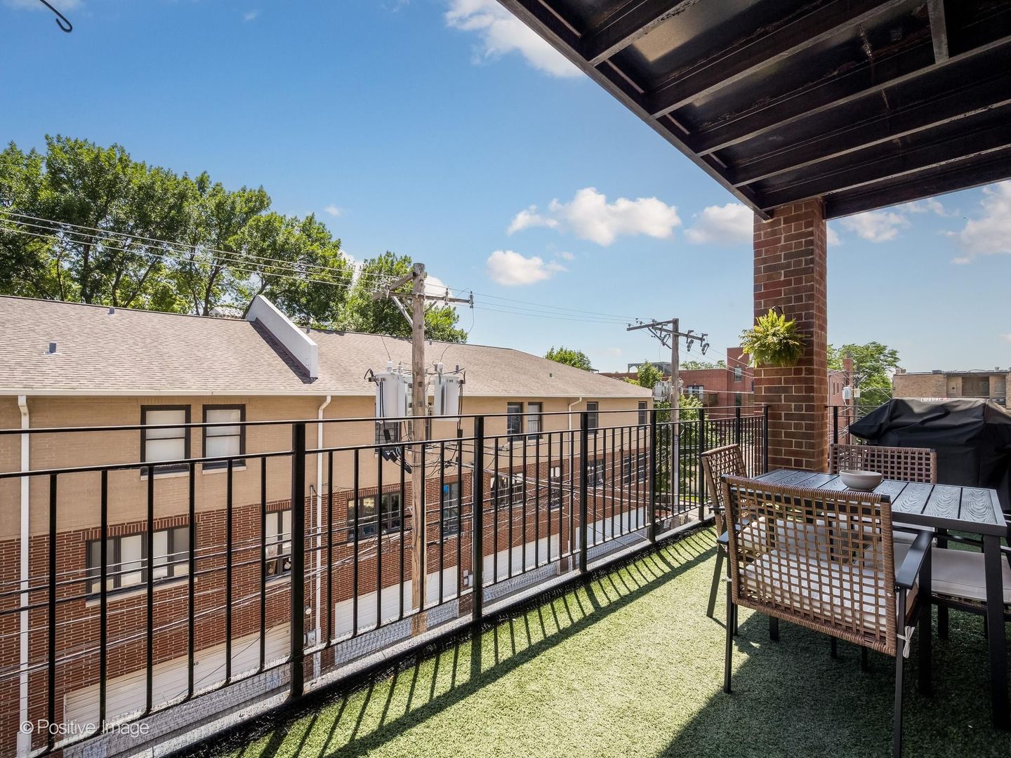1453 West Irving Park Road, Unit 305 Chicago, IL 60613 - Photo 20 of 22