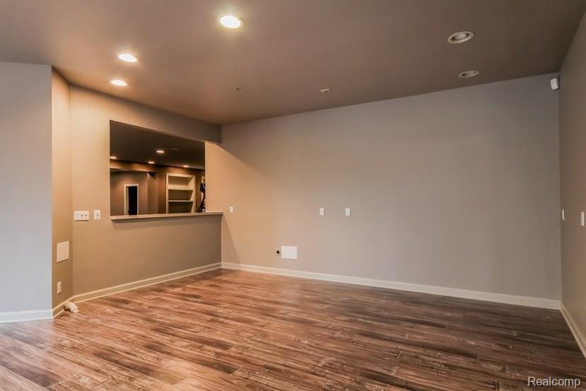 4355 Hickory Ridge Plymouth, MI 48170 - Photo 56 of 88 093-Bar-1301165-mls.jpg