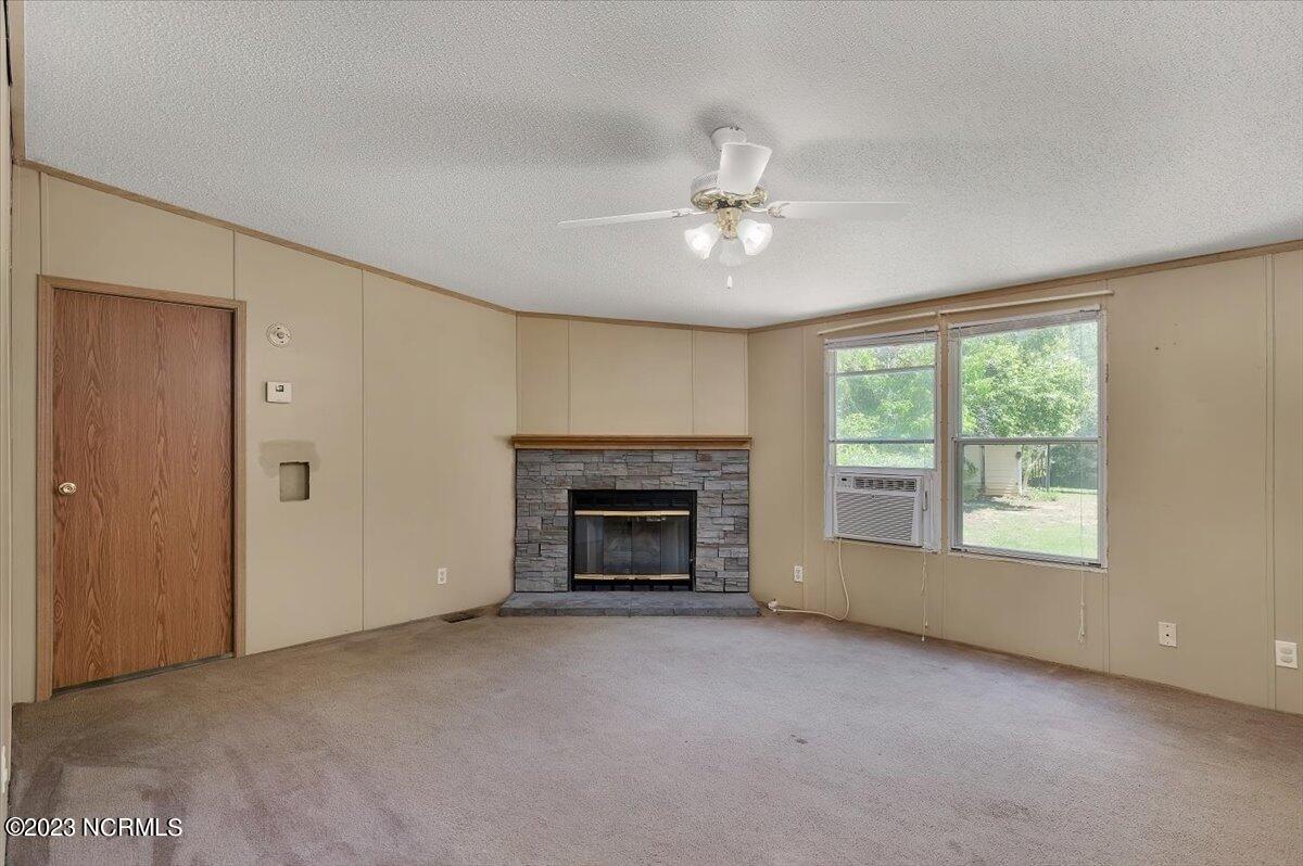 145 Lick Creek Road Carthage, NC 28327 - Photo 28 of 52 Family Room