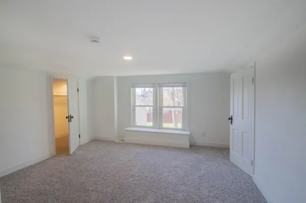 $269,900 | 211 Lynn Street, Watertown, WI 53098