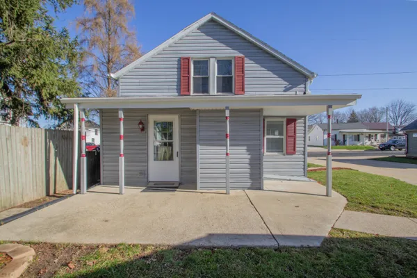 $269,900 | 211 Lynn Street, Watertown, WI 53098