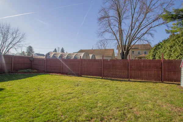 $269,900 | 211 Lynn Street, Watertown, WI 53098