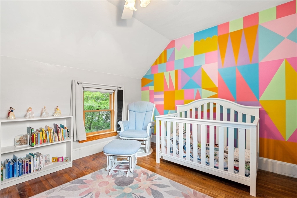 9 Adams Avenue Saugus, MA 01906 - Photo 15 of 32