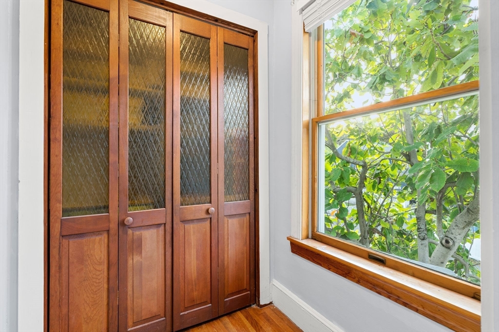 9 Adams Avenue Saugus, MA 01906 - Photo 18 of 32