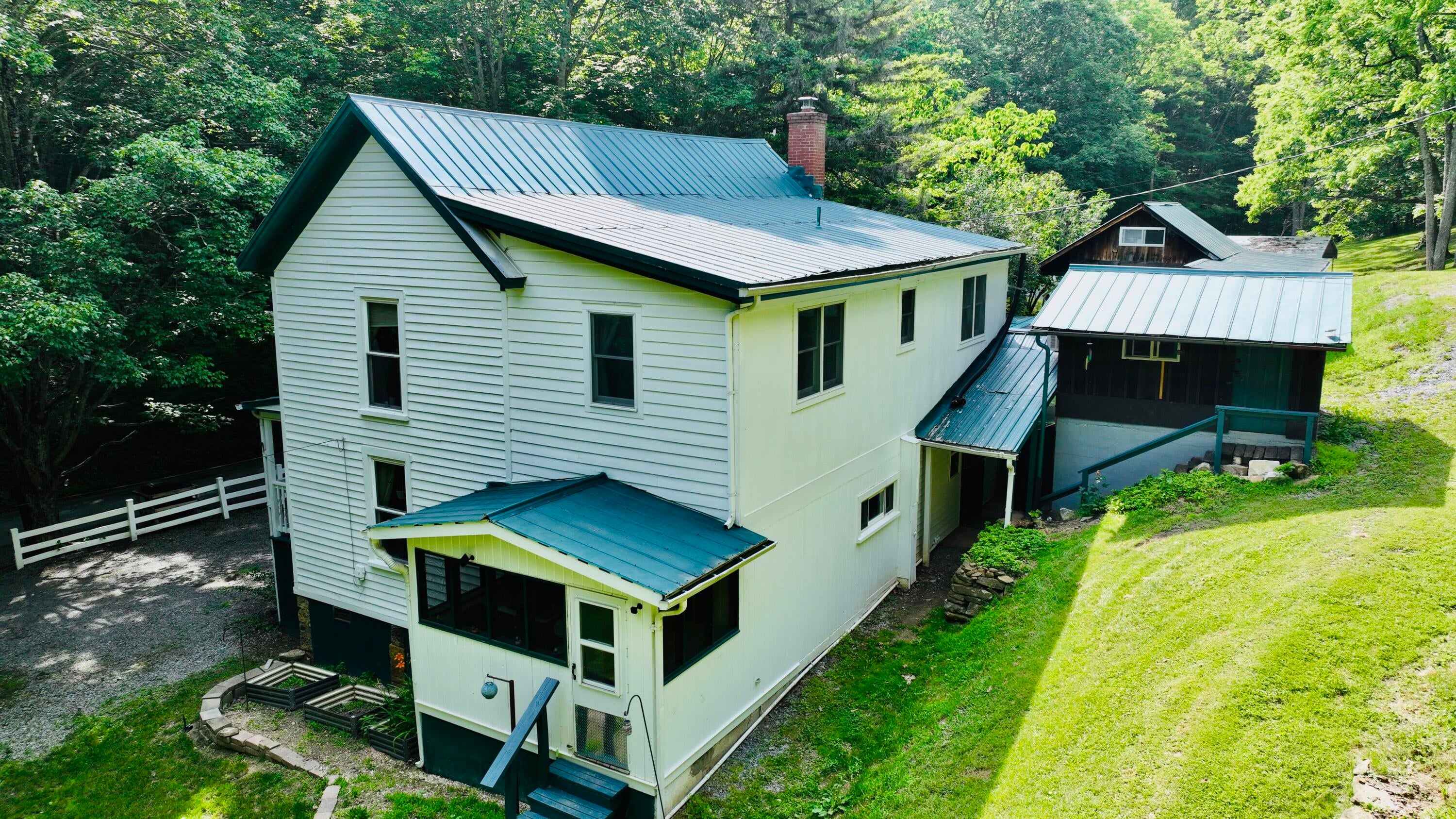 366 Raders Valley Road Lewisburg, WV 24901 - Photo 6 of 111 Gallery Image 6