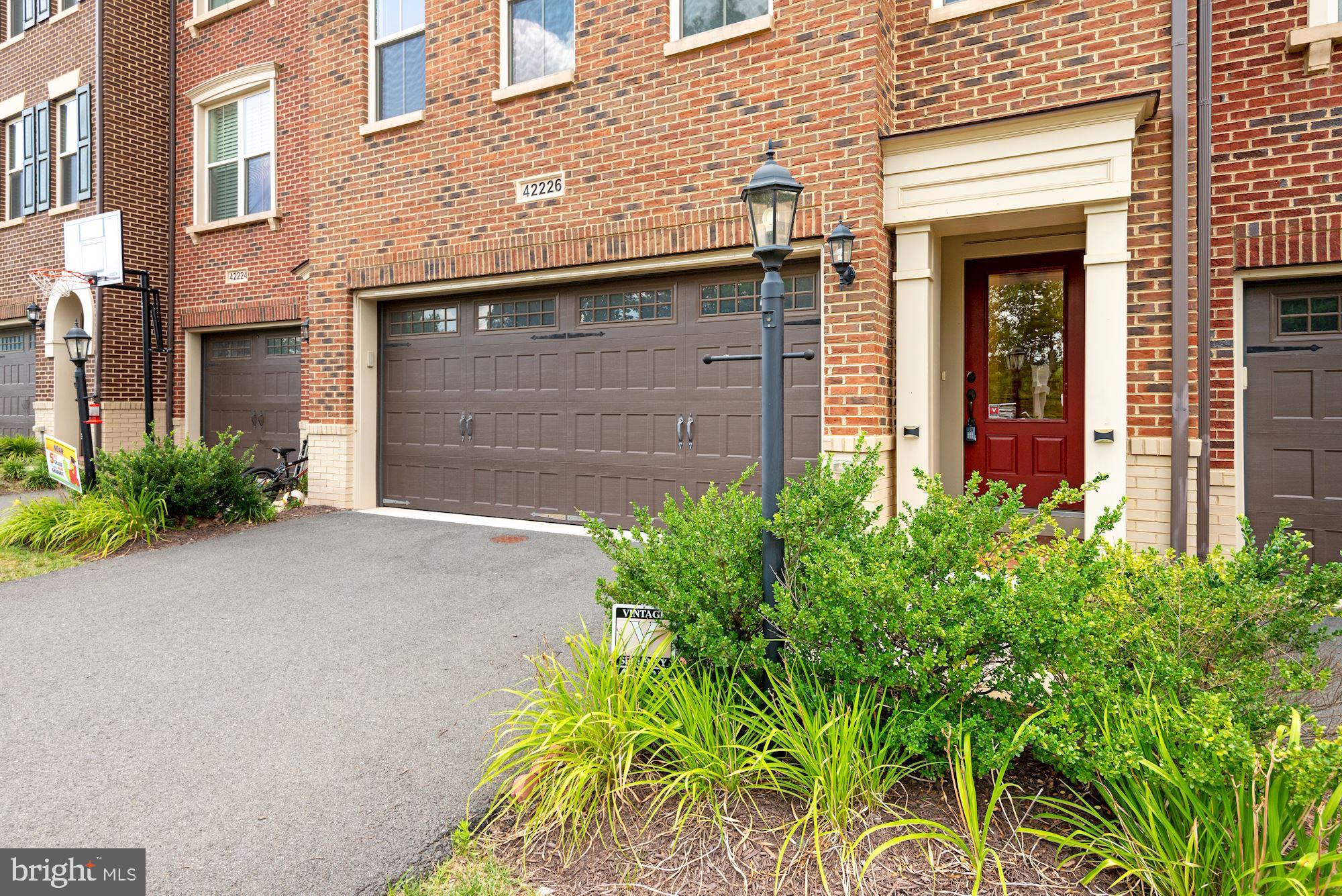 42226 Castle Ridge Square Brambleton, VA 20148 - Photo 2 of 38