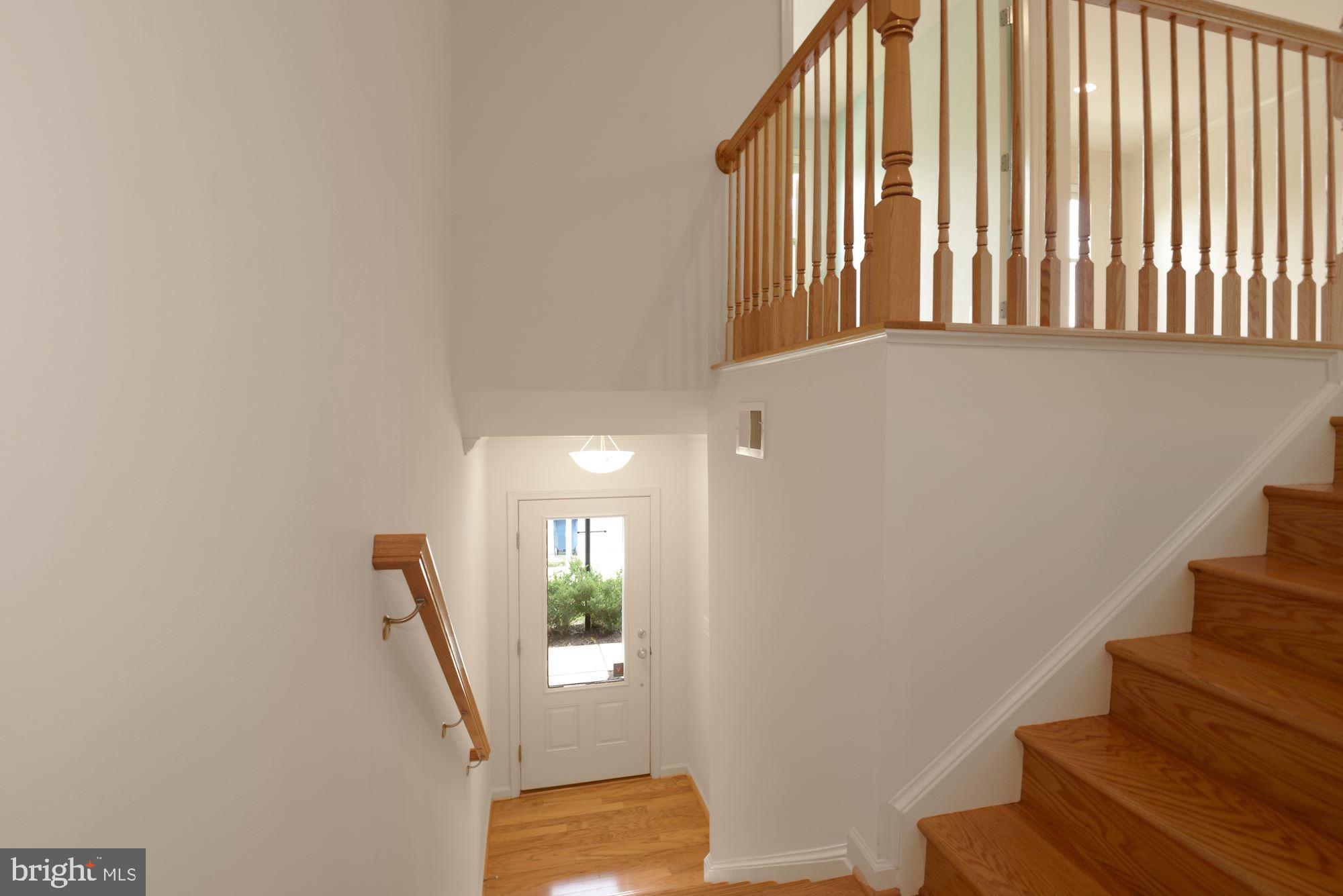 42226 Castle Ridge Square Brambleton, VA 20148 - Photo 4 of 38