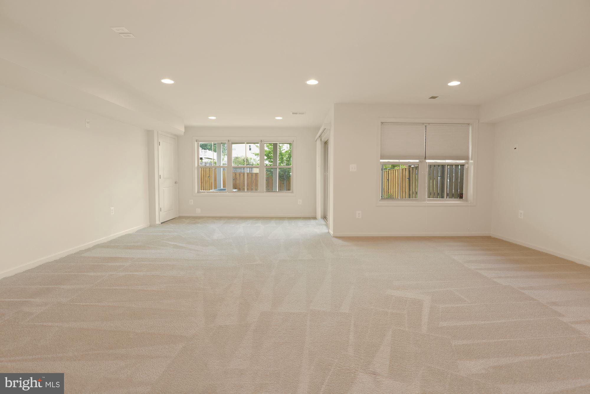 42226 Castle Ridge Square Brambleton, VA 20148 - Photo 31 of 38