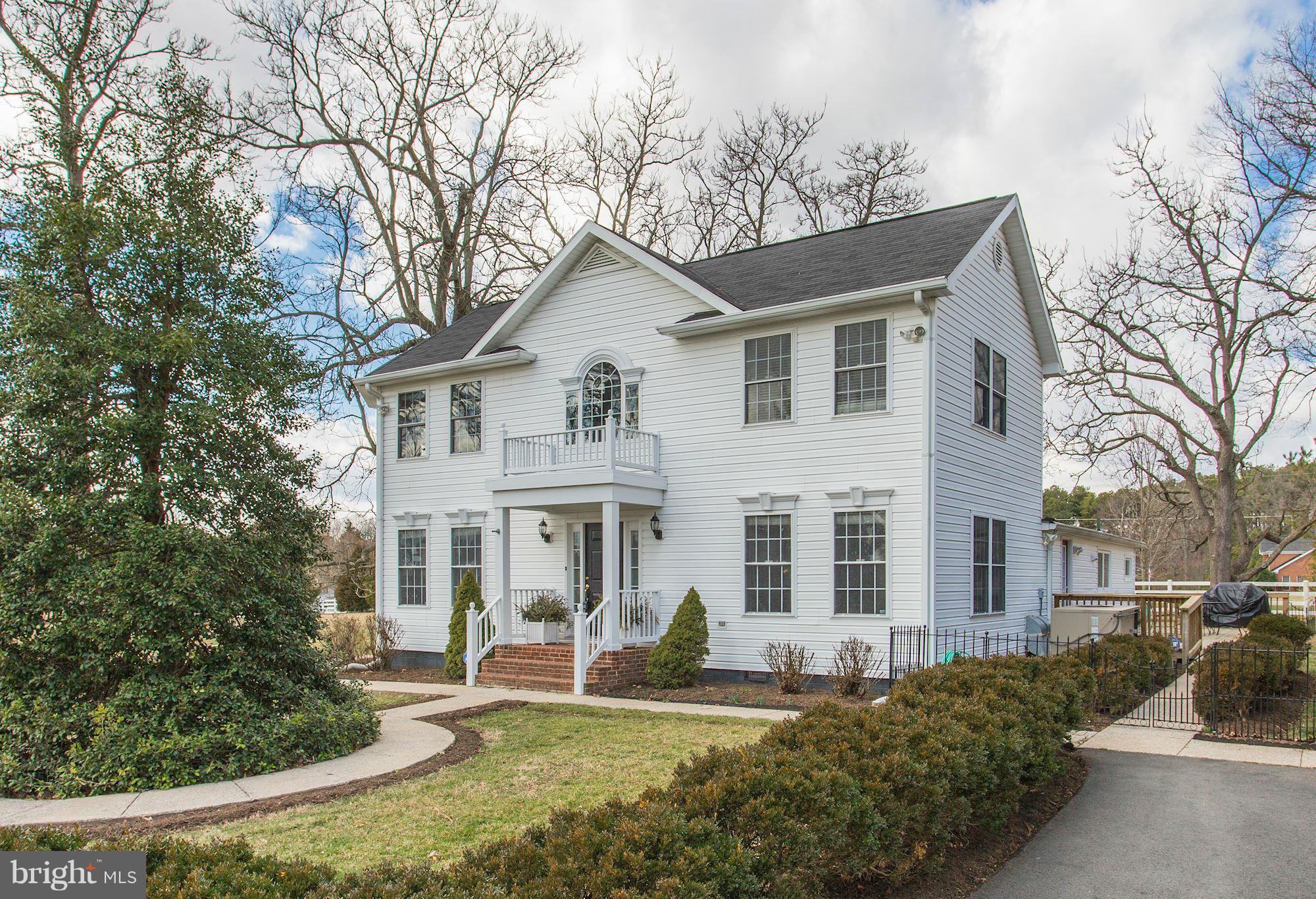 10507 Gunston Road Lorton, VA 22079 - Photo 1 of 30 EXTERIOR FRONT